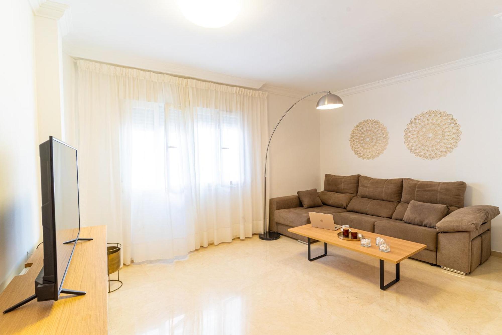 Trendyhomes Center *